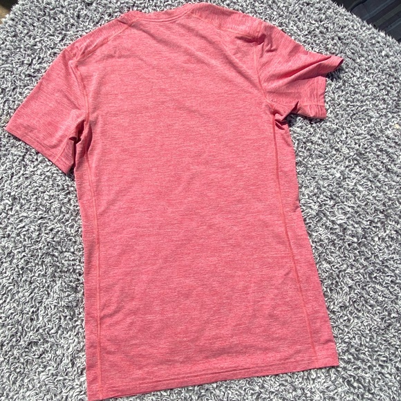 🟢5/$25 Nike dri-fit short sleeve t-shirt - Picture 2 of 7